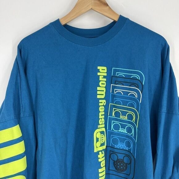 Spirit Jersey Walt Disney World T Shirt Size Medium Teal Green Mickey Mouse Tee - Picture 2 of 9